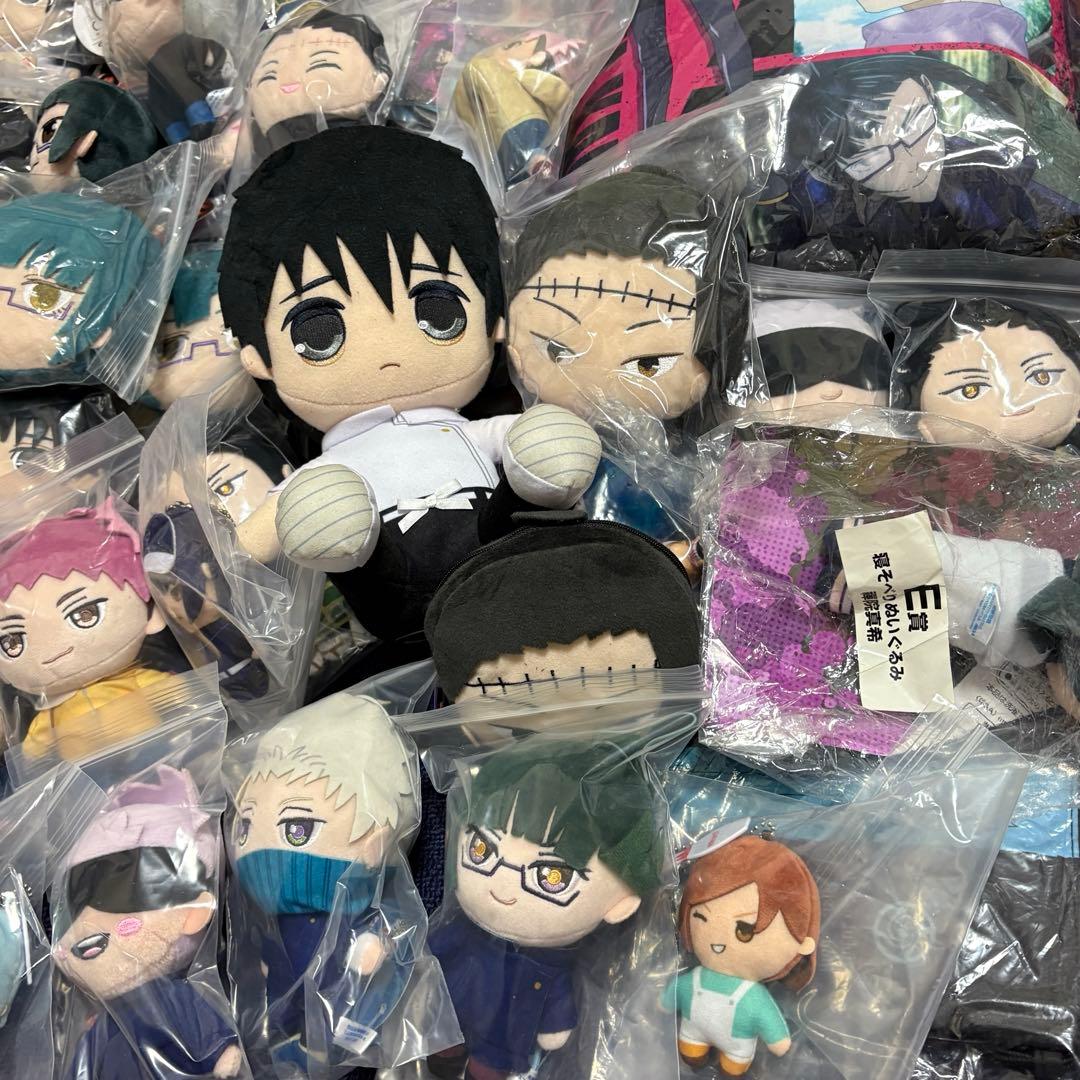 呪術廻戦 まとめ アニメグッズ マスコットぬいぐるみ キーホルダー 缶バッジ