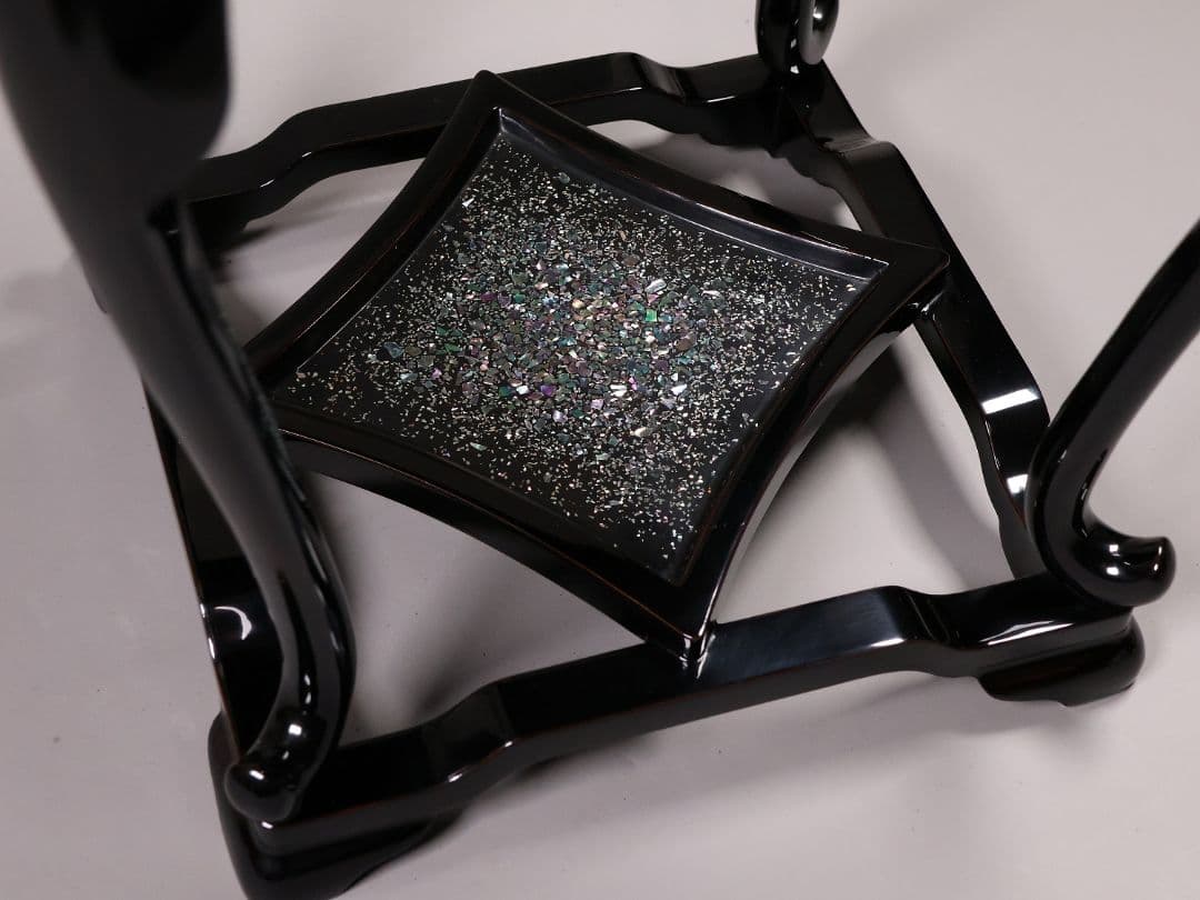 漆芸 螺鈿細工 二段 高卓 47.5cm 花台 香炉台 黒塗 木製【MA822】