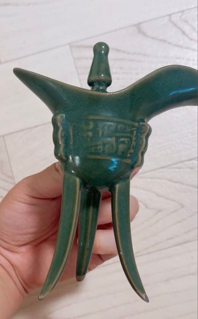 汝瓷绿釉高爵杯　酒器 爵杯 古玩 旧家収蔵 爵 陶芸　古美術品