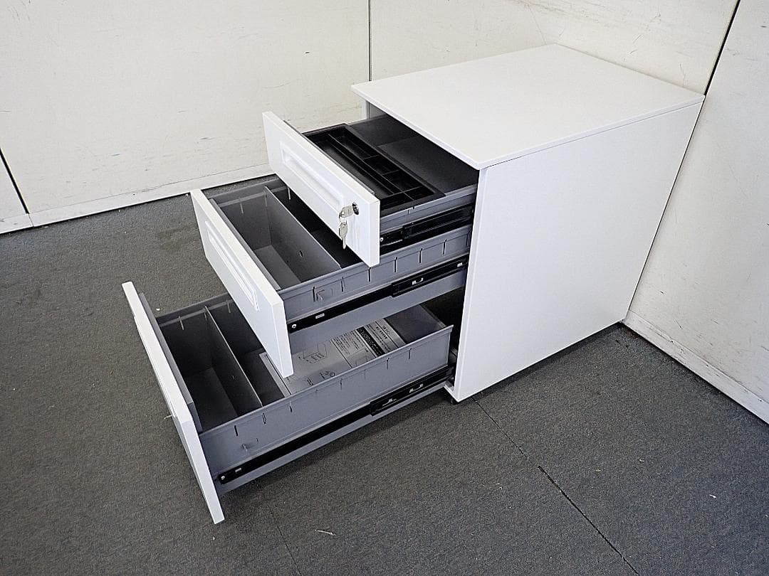 井上金庫　3段ワゴン　17-0640