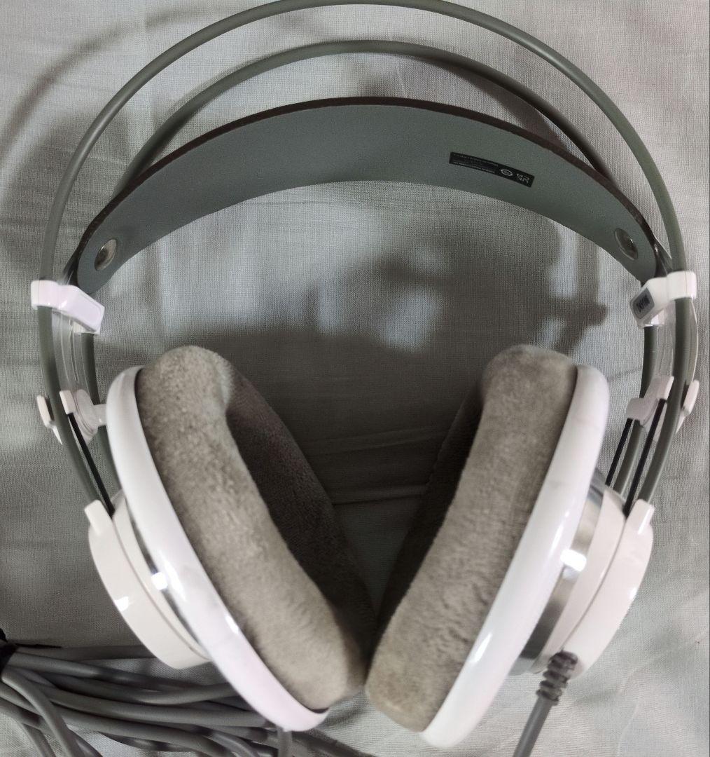 AKG ( アーカーゲー ) / K701 開放型ヘッドホン