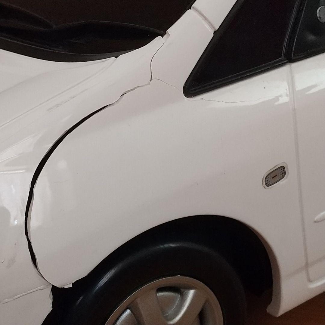 【極希少】トヨタ カローラスパシオ カラーサンプル ホワイト ディーラー非売品