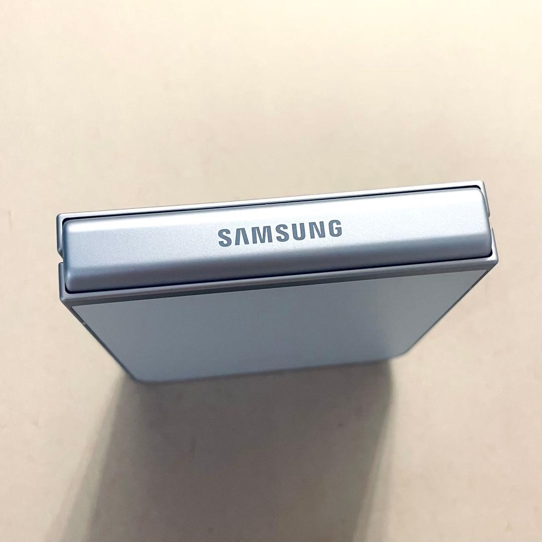 【極美品】zflip6 本体 国内版