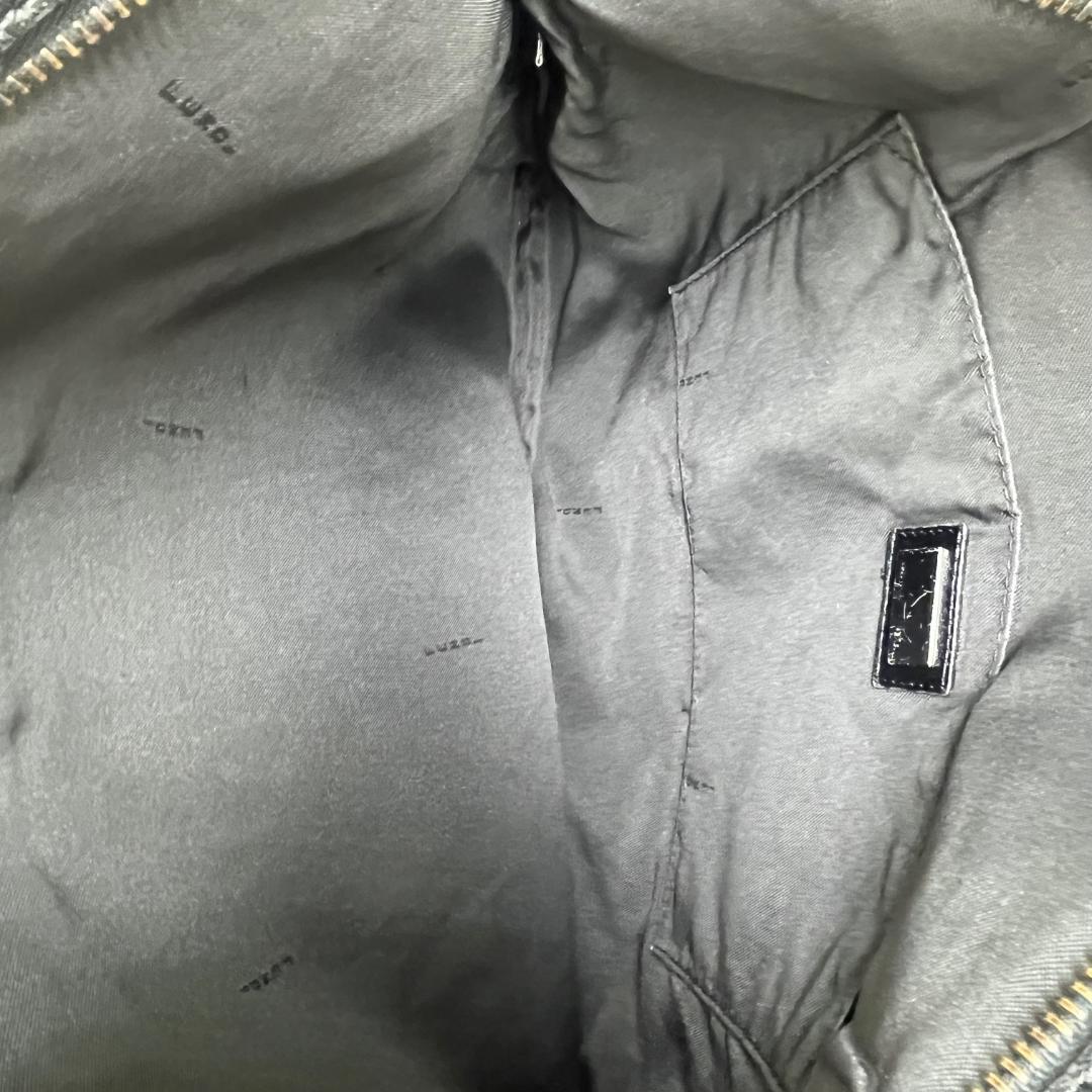 フェンディ　FENDI ズッカ ショルダーバッグ　キャンバス