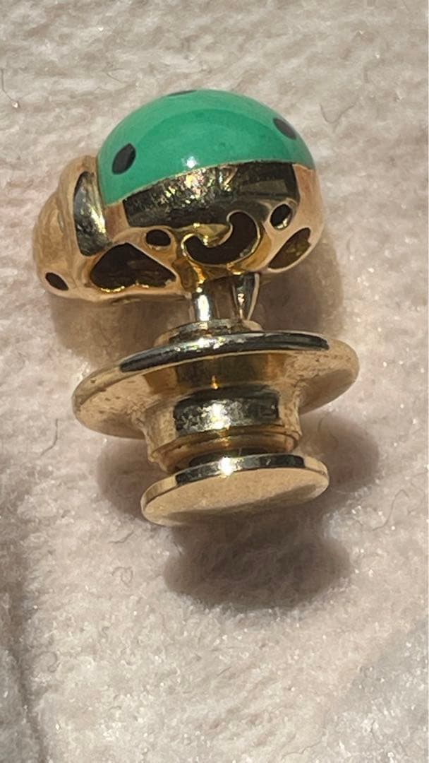 パスクワレブルーニ　K１８・エナメル　ピンブローチ　ネクタイピン　テントウムシ