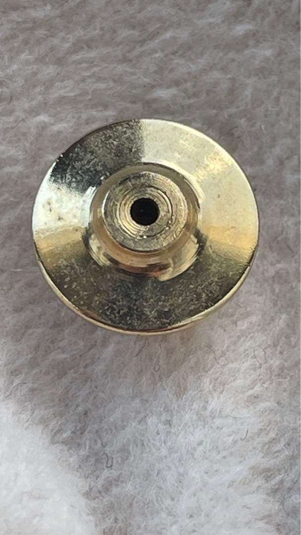 パスクワレブルーニ　K１８・エナメル　ピンブローチ　ネクタイピン　テントウムシ