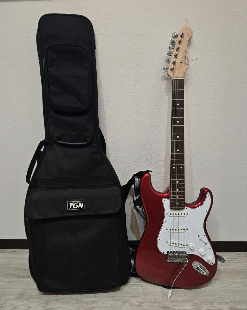 FGN エレキギター レッド