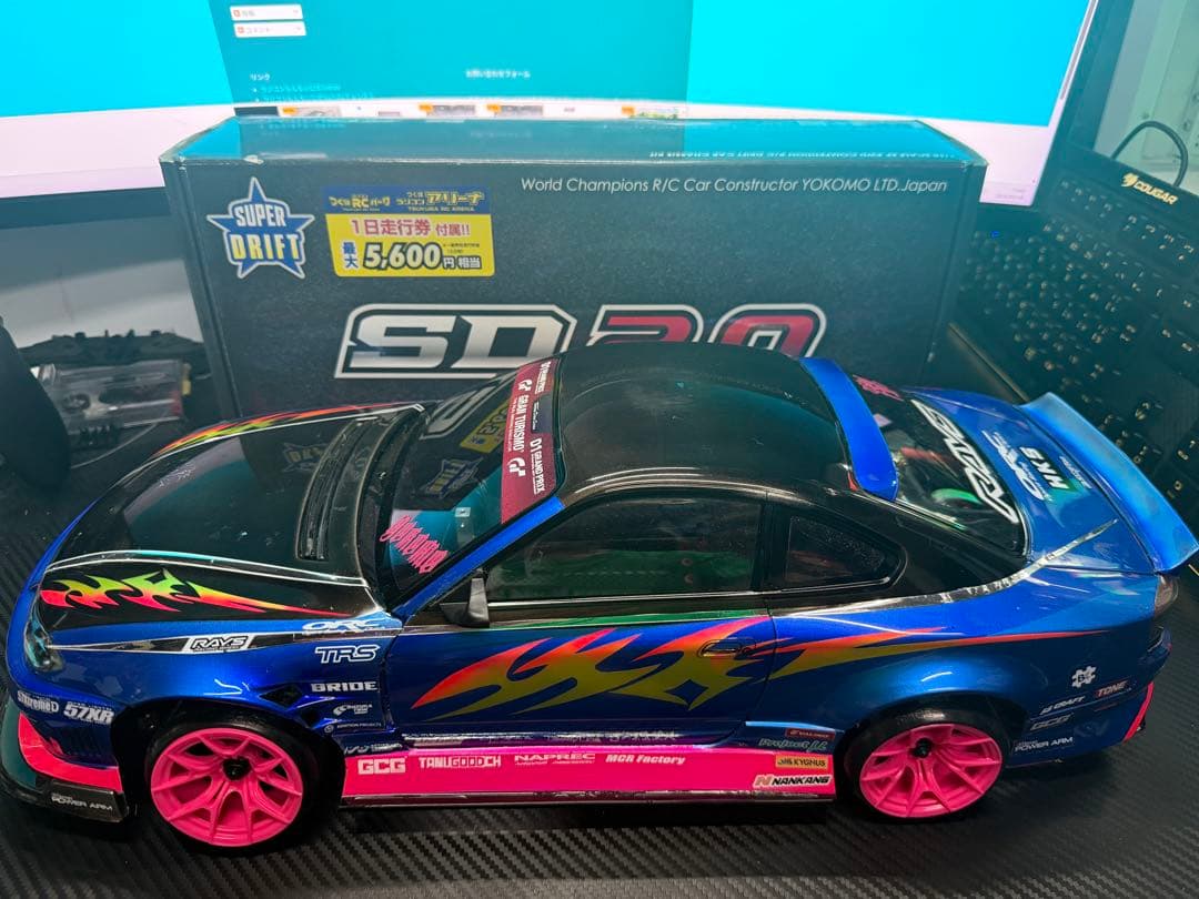 ヨコモSD2.0 ドリフトRCカー・レッド受信機外し送料込み