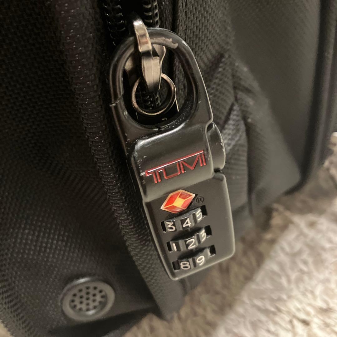 TUMI キャリーケース(黒) 26104D4