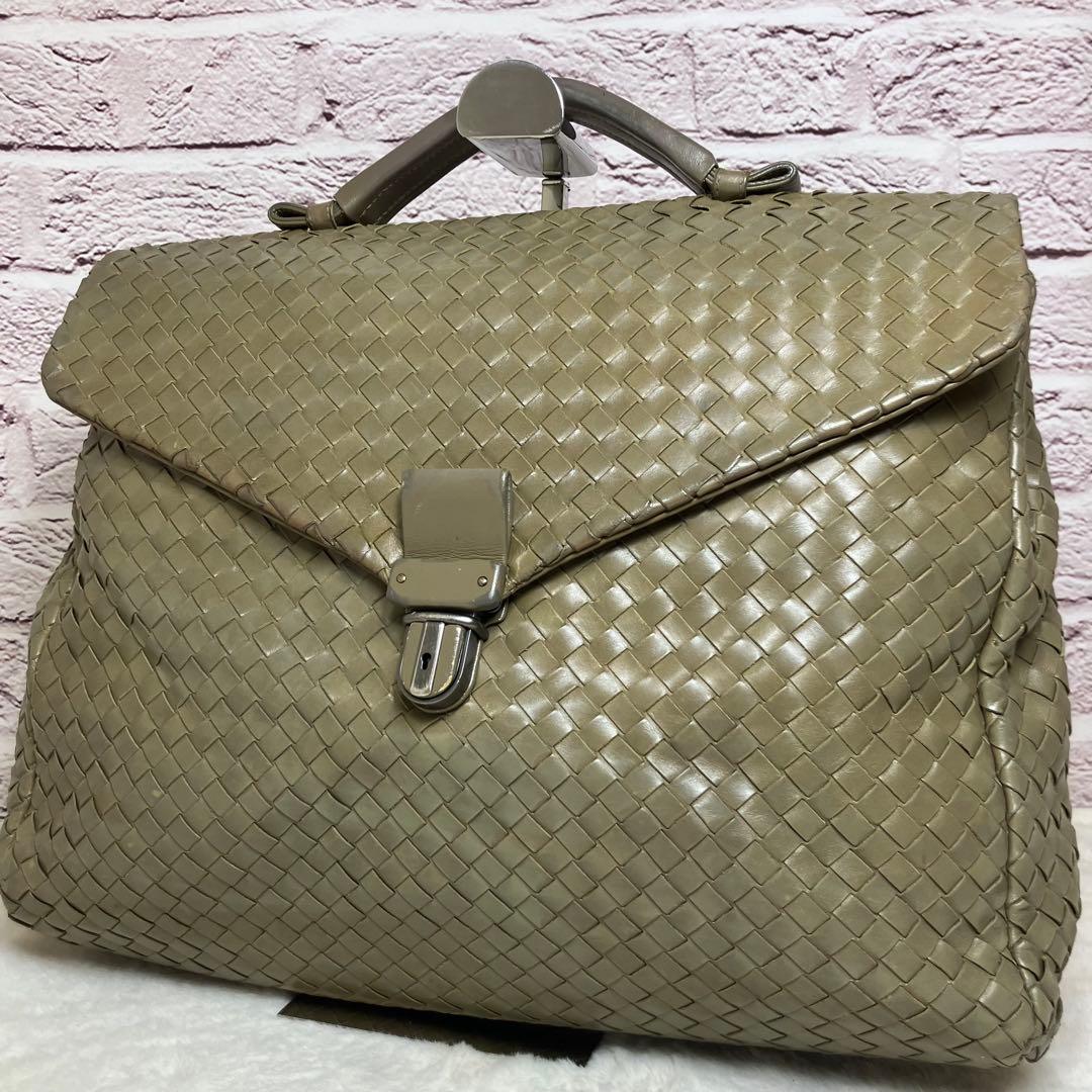 ボッテガヴェネタ✨イントレチャート ビジネスバッグ 本革 A4 オリーブグリーン