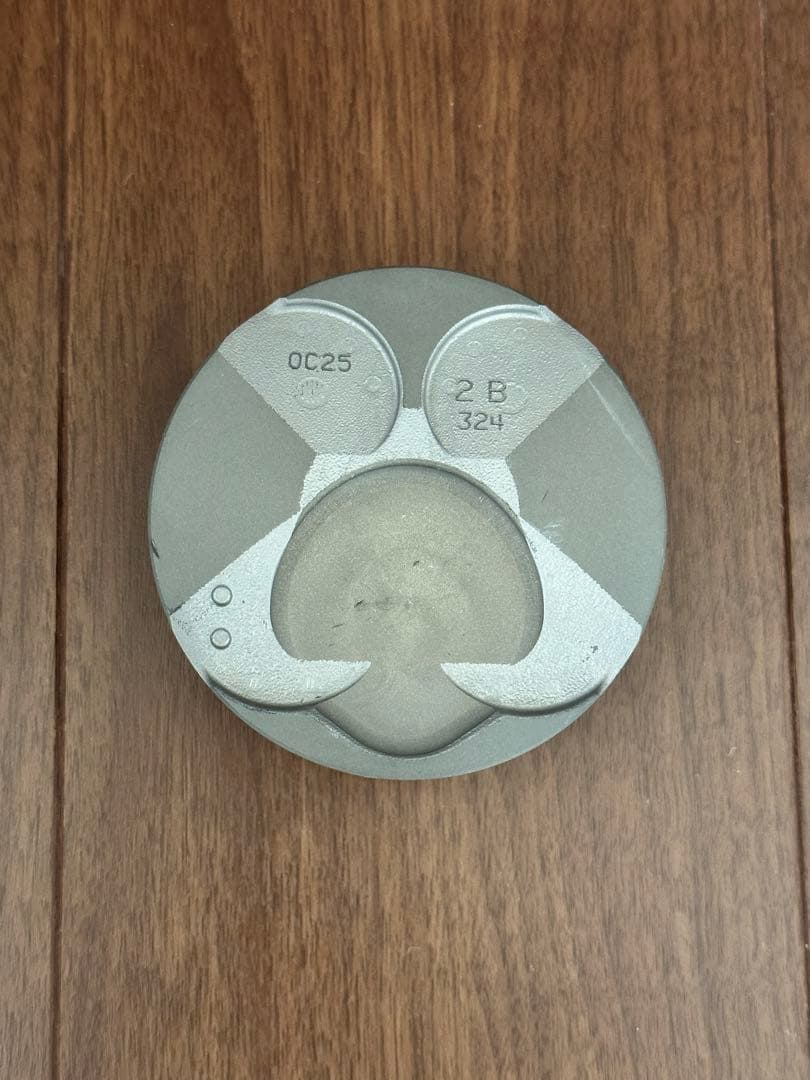 2UR-GSE ピストンLEXUS レクサス RC-F GS-F LC500