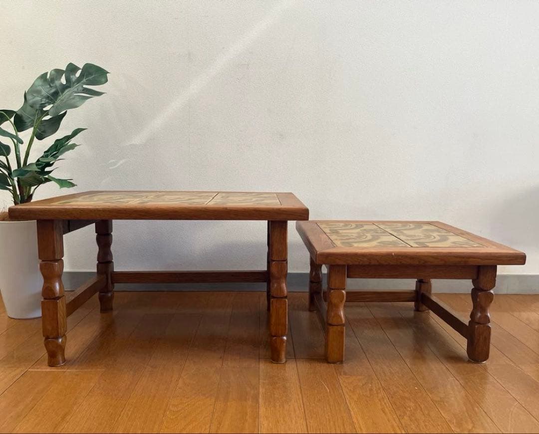 ヴィンテージ　ルーマニア　タイルトップ　ネストテーブル　オーク　サイドテーブル