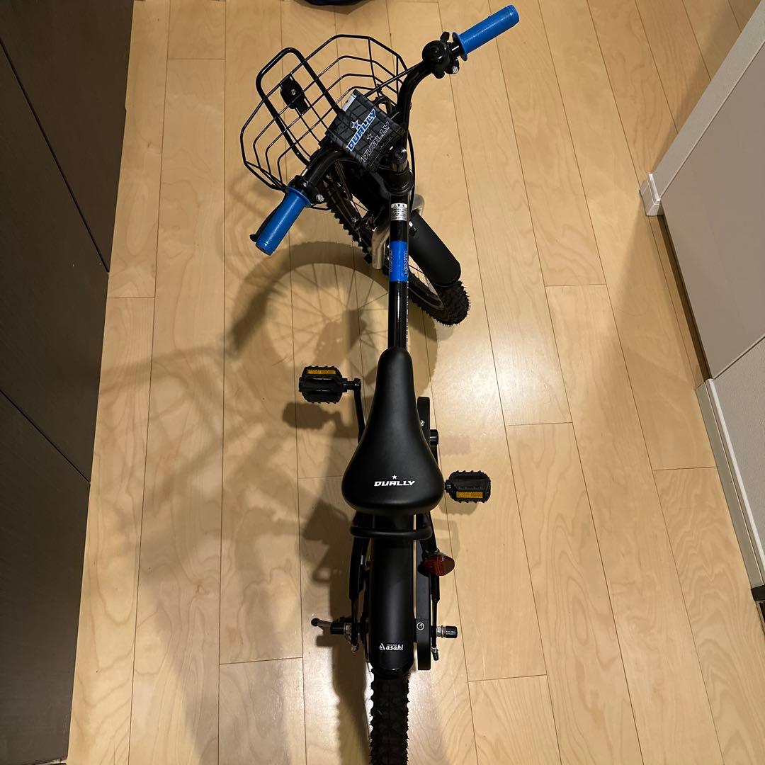 ☆引き取り限定☆世田谷区西部です。18インチ自転車　デューリー　青黒　美品