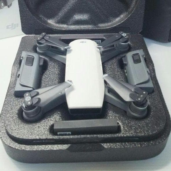 ドローン DJI Spark コンボセット（白）
