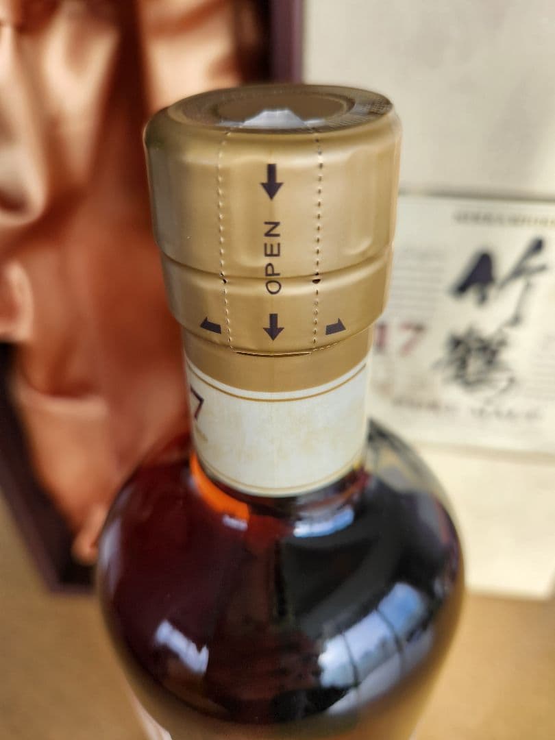 ニッカウイスキー 竹鶴 17年 ピュアモルト 700ml