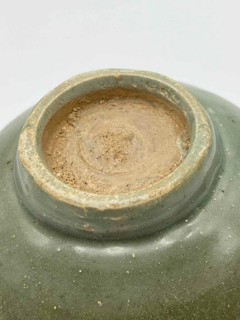 宋から元時代 青磁 龍泉窯暗刻模様弦文碗　鉢　茶碗　唐物　古賞物(E-94)