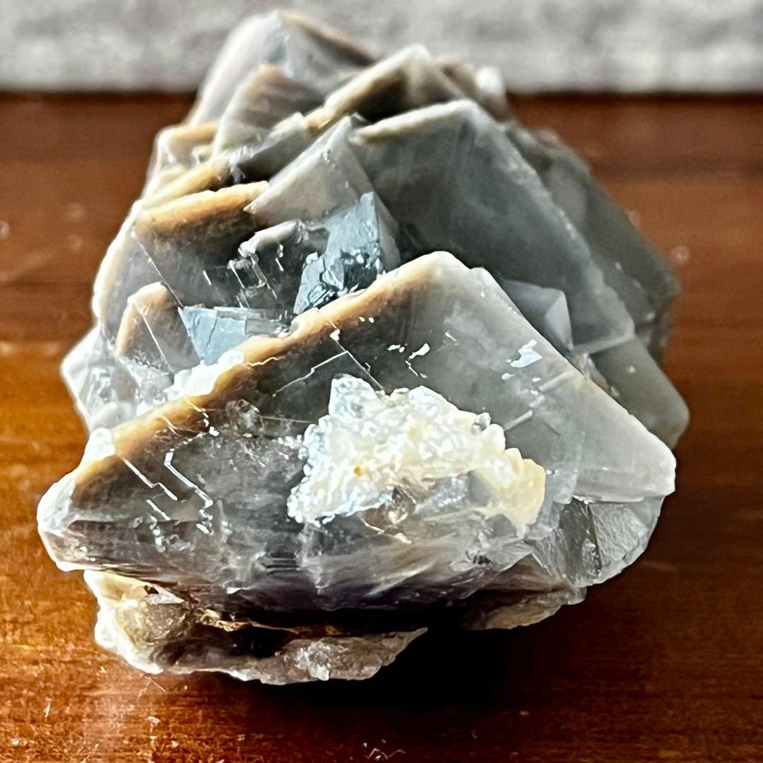 美品 フローライト グレー 半透明 561.25ct 一点物 蛍石 原石 鑑賞石