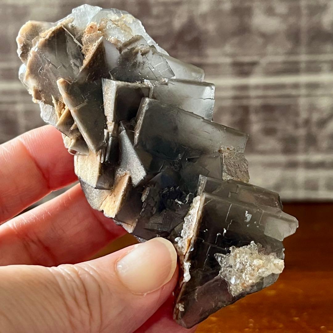 美品 フローライト グレー 半透明 561.25ct 一点物 蛍石 原石 鑑賞石