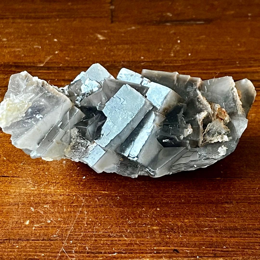 美品 フローライト グレー 半透明 561.25ct 一点物 蛍石 原石 鑑賞石