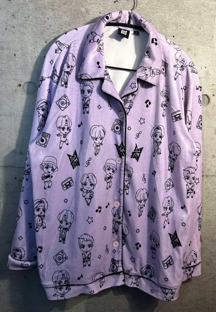 BTS TinyTAN パジャマ　セットアップ　タイニータン