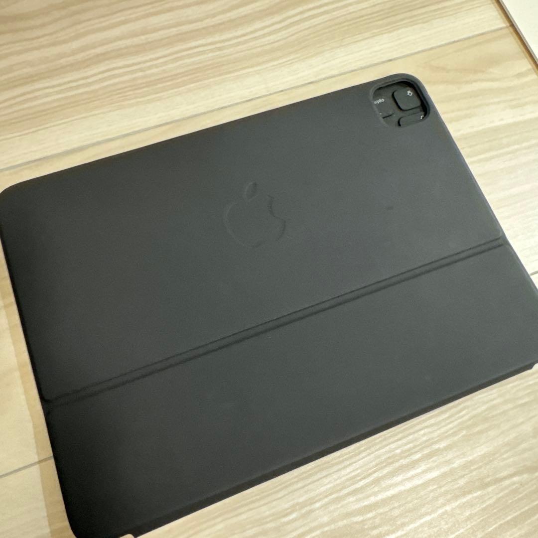 iPad スマートキーボードFolio 11インチ