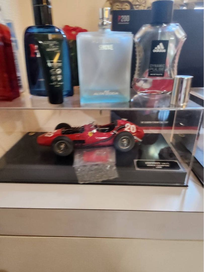 ミニカー Ferrari 250