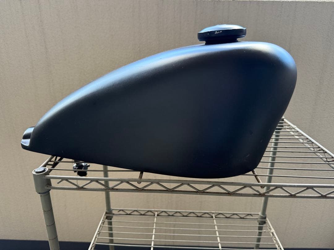 マグナ250 FRP製　スポーツタンク