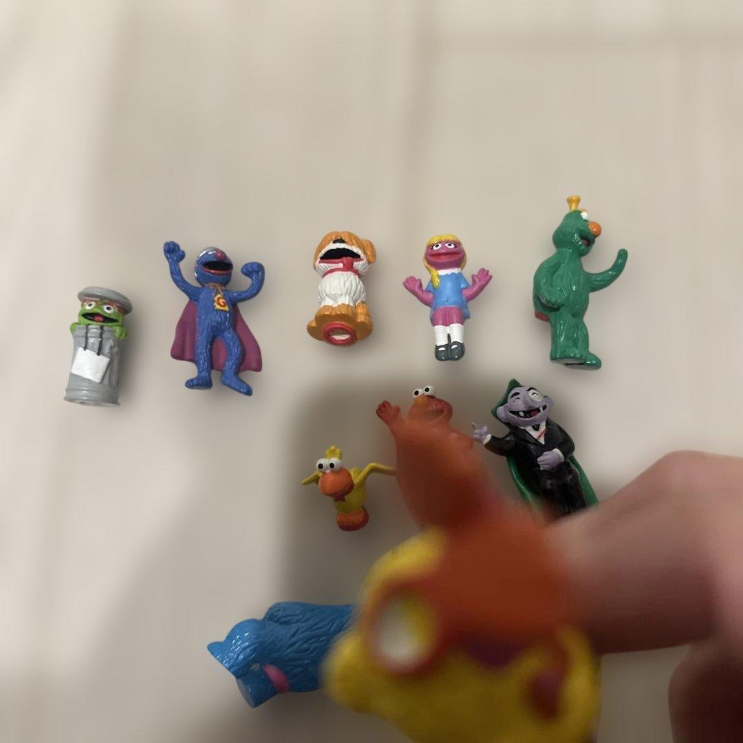 セサミストリート 筆記用具上のフィギュア部分10こセット