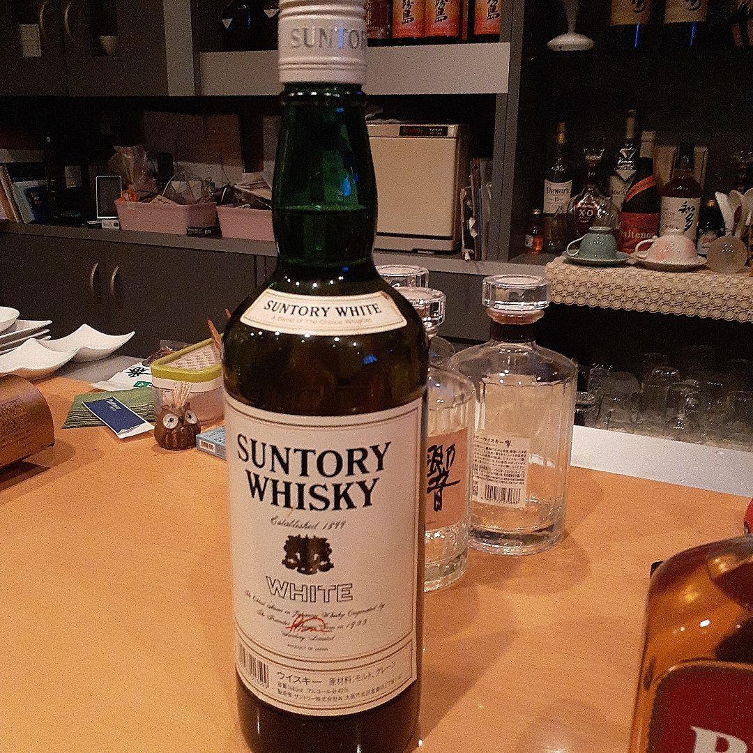 手にはいらないレア　サントリーウイスキーホワイト1440ml