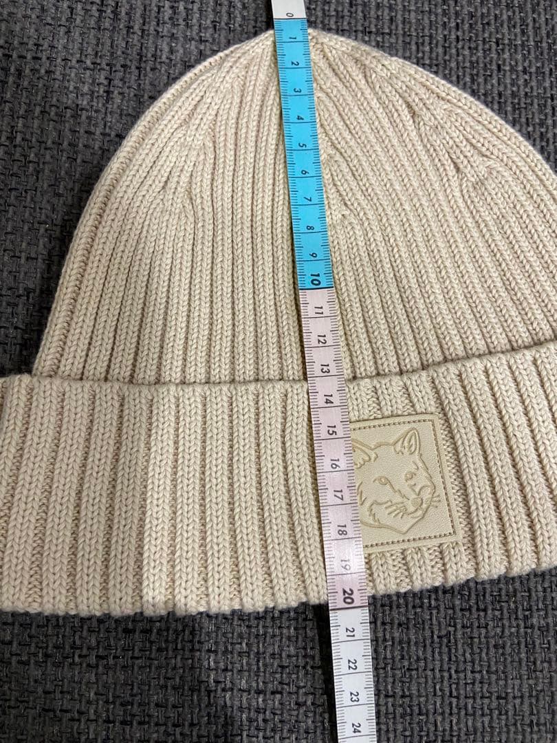 ♡MAISON KITSUNE♡メゾンキツネ♡レザーパッチビーニー♡ベージュ綿