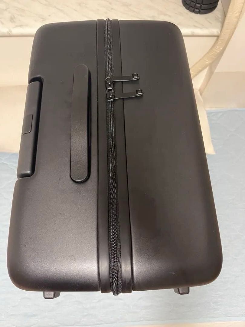 無印良品 バーを自由に調節できる ハードキャリーケース(105L)黒