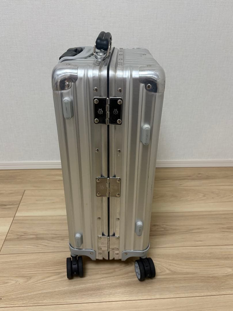 リモワ クラシック キャビン シルバー