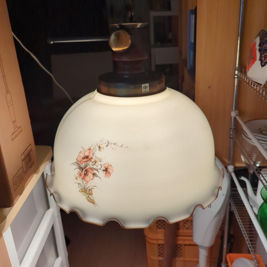 （昭和レトロ商品）山田照明 フラワーモチーフペンダントライト （ガラスシェード）