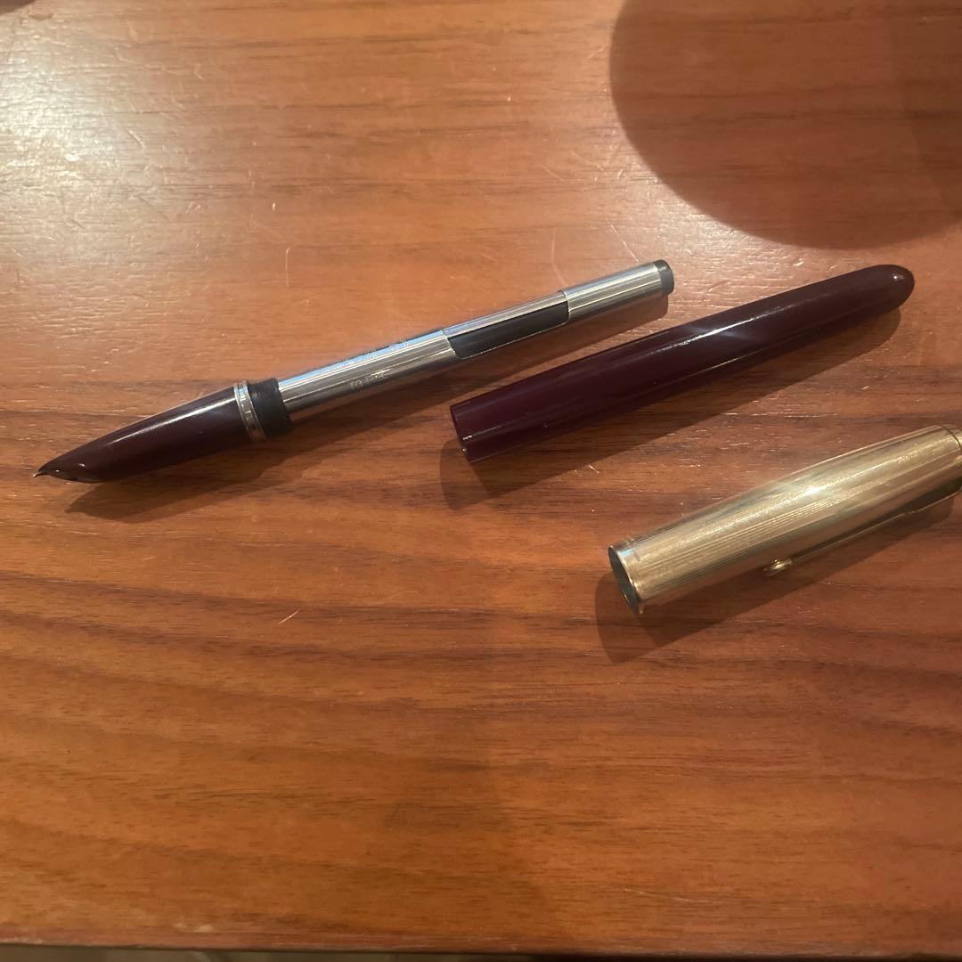 ヴィンテージPARKERパーカー 万年筆 金色キャップ PARKER51 USA