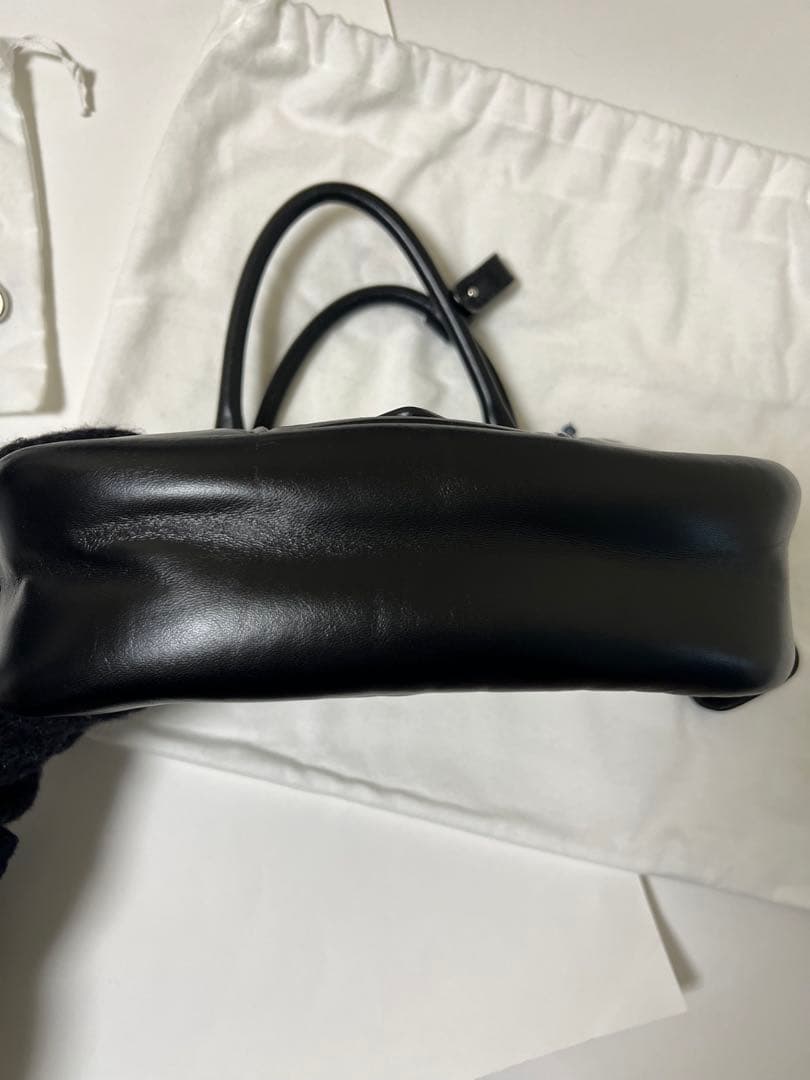 【未使用美品】PRADA ムーン パデッドナッパレザー ショルダーバッグ