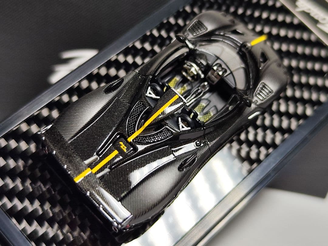 LCDモデル 1/64 PAGANI ZONDA ゾンダ HP バルケッタ