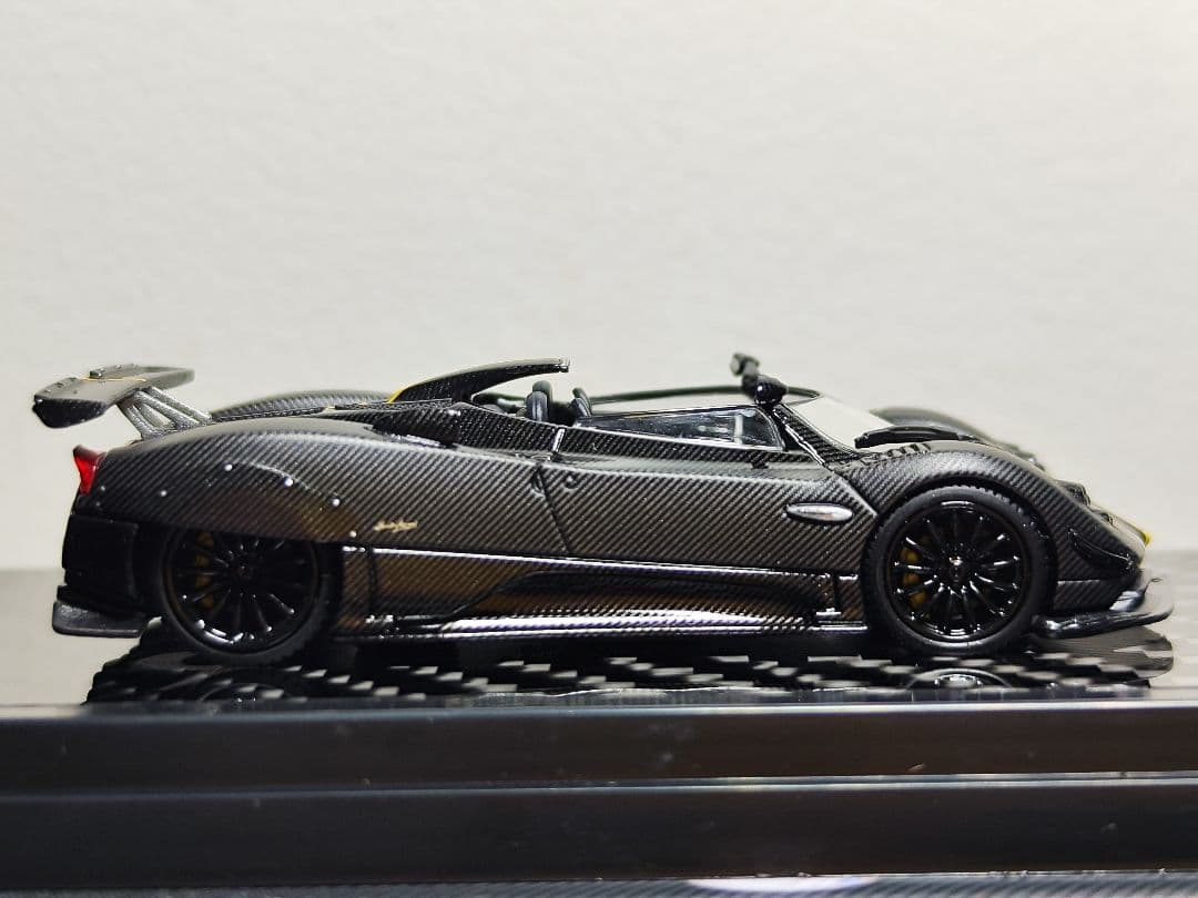 LCDモデル 1/64 PAGANI ZONDA ゾンダ HP バルケッタ