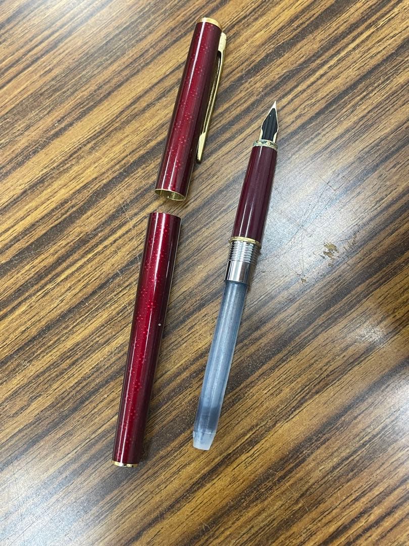 PILOT 万年筆 バーガンディ 14K F