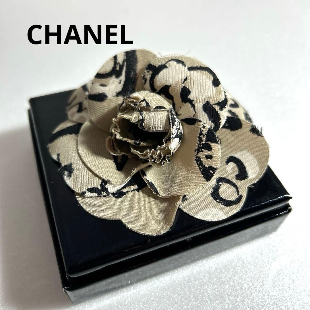 希少 CHANEL ヴィンテージ カメリア コサージュ ブローチ 花びら