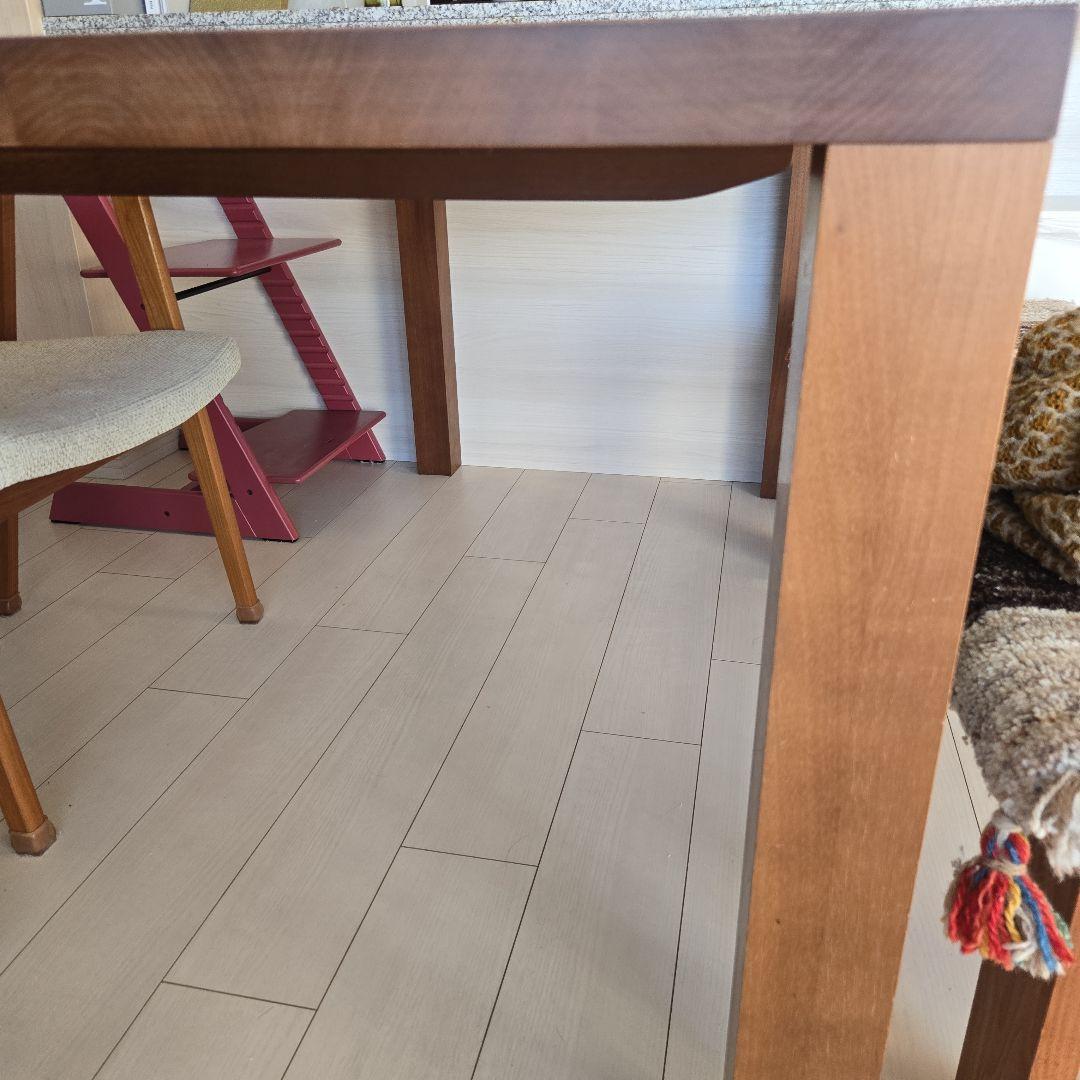 ダイニングテーブル　150×80×72　無垢　ウォールナット