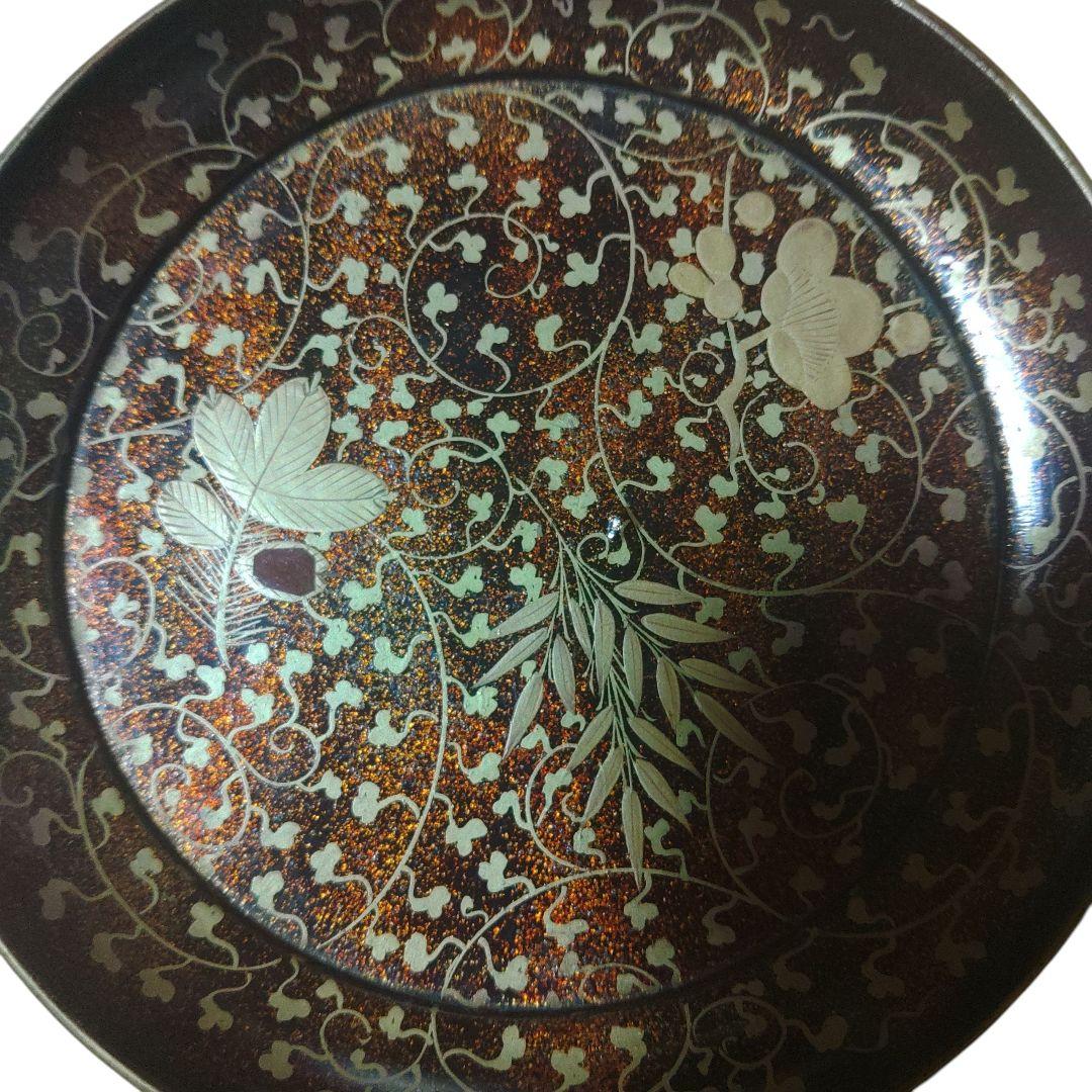 漆芸　蒔絵と沈金の唐草模様の菓子皿　8枚組　古箱付