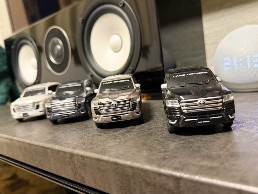非売品ランドクルーザー ミニカー 4台セット