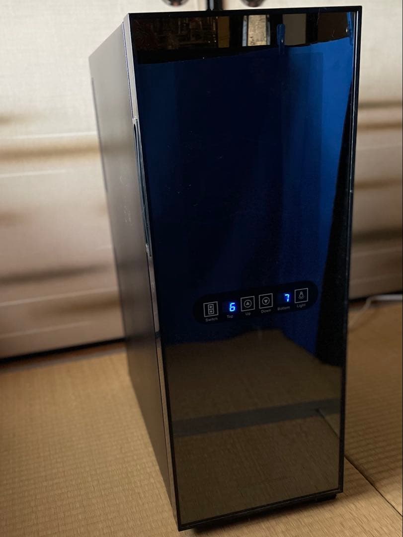 ワインセラー　12本用　ペルチェ静音式