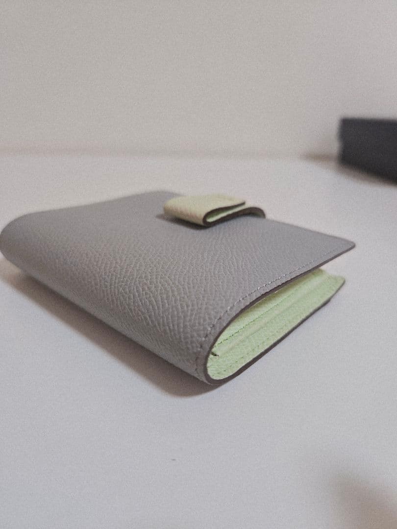 【定価2.7万】完売品！Atelier nuu × 石岡真実 限定色 財布