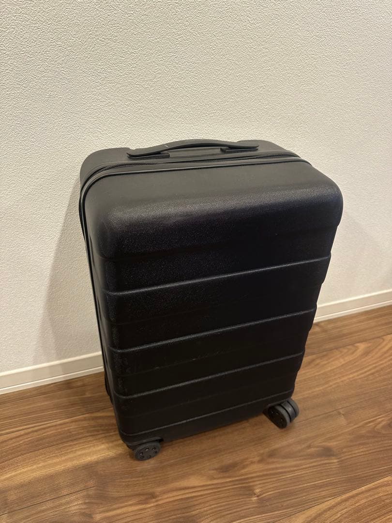 バーを自由に調節できる　ハードキャリーケース（３６Ｌ）　無印良品