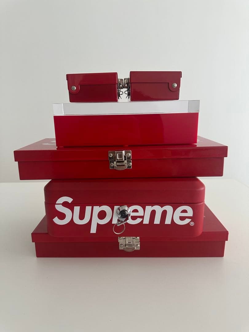 Supreme レッド収納ボックス6個セット