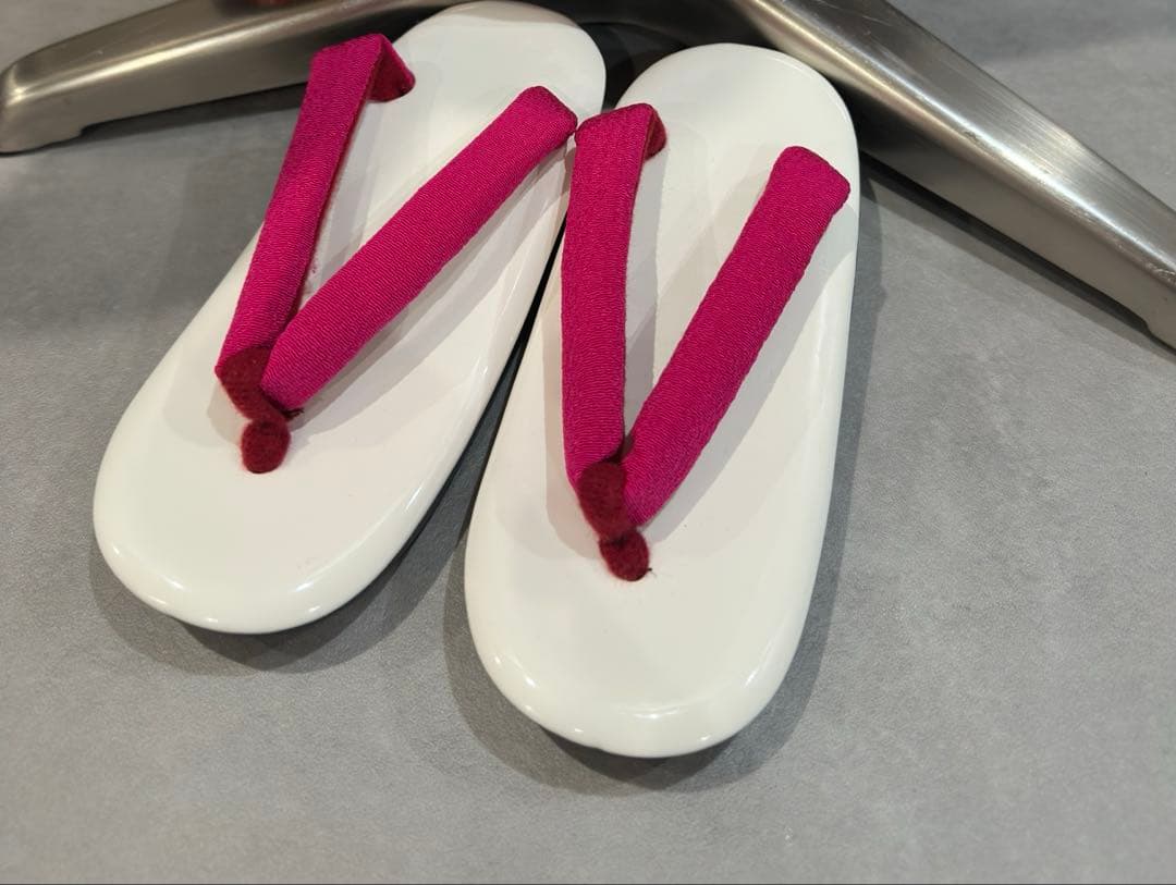 正絹　七五三 赤と白の鶴模様 着物　レトロ　フルセット