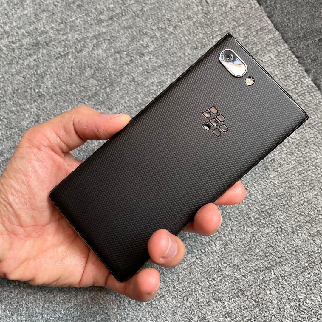 【美品】ブラックベリーKEY2 ＋ケース