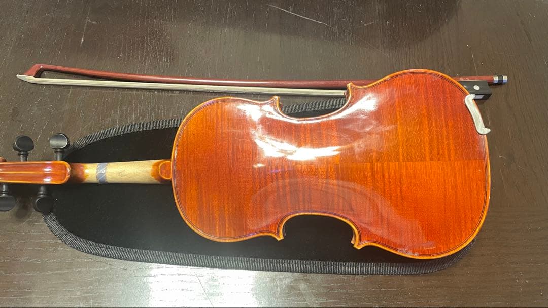 【日本製】SUZUKI バイオリン本体(1/8)と弓、ハードケース付き