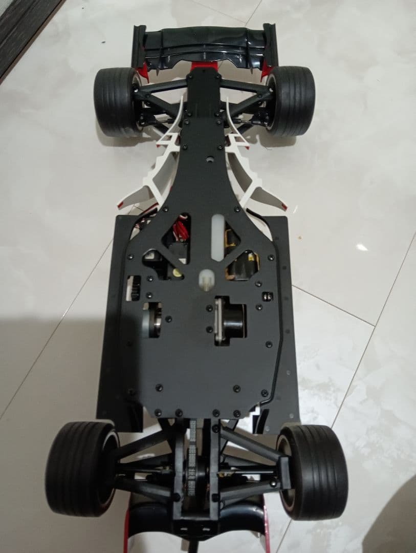 ディアゴスティーニ　F1　ラジコンエンジン　未使用　完成品